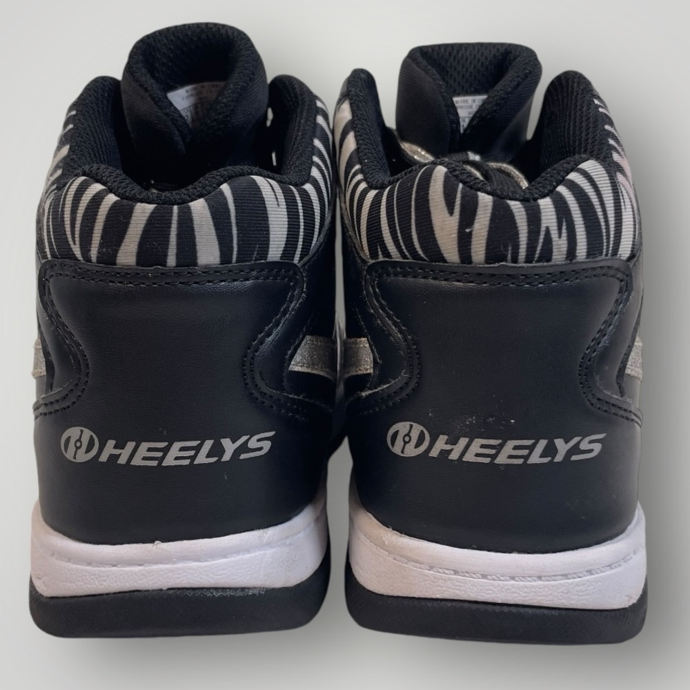 Girls Reebok Heelys size 2 - Picture 3 of 7